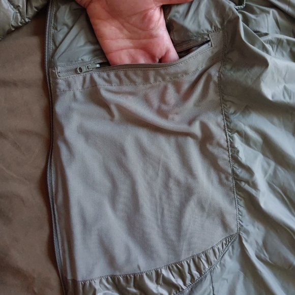 LIKE NEW Duluth Trading Co Down Right Jacket Woman's L Moss - Picture 5 of 14